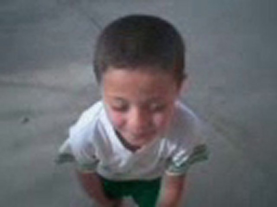 lotfi attaquant de l'equipe algerienne