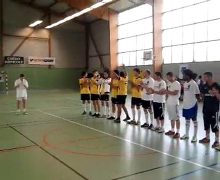 La presentation des équipes finalistes