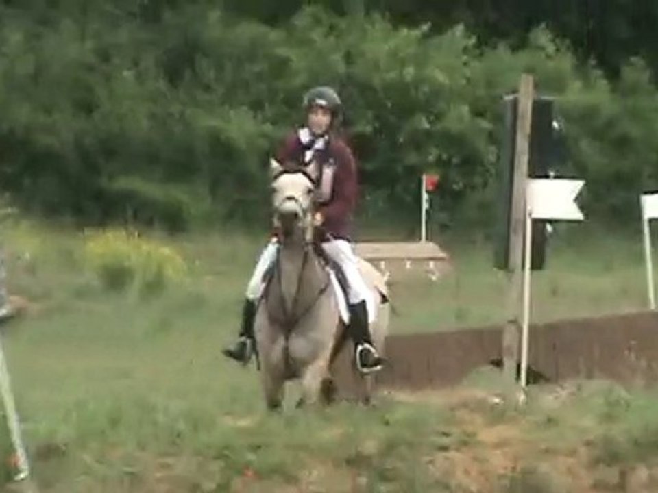 CCE ballancour 6 juin 2010 cross leader agathe