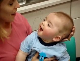 Sağır bir çocuğun annesini ilk duyduğu an