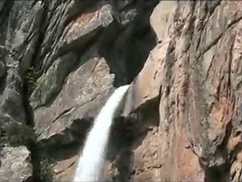 cascade piscia di ghjaddu