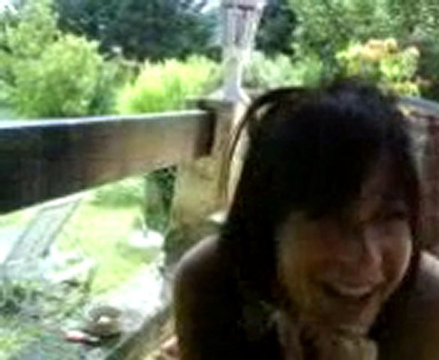 Manon aime les sucettes, les sucettes à l'aniiiis