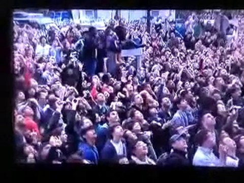 Taig Khris Saut Tour Eiffel Officiel Record