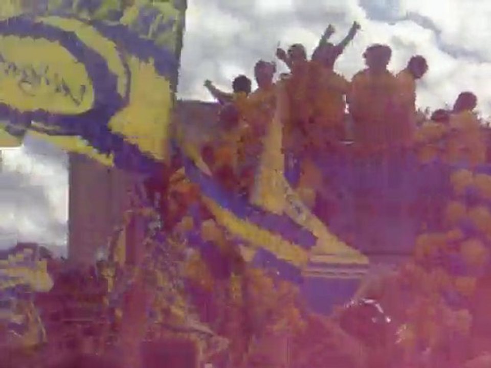 ASM brennus ambiance derrière le bus (2)