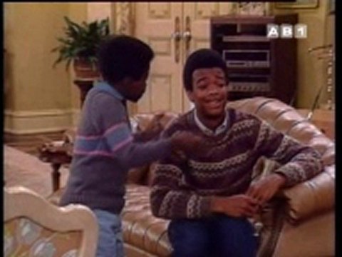 Montage D'Arnold Jackon dans Arnold et Willy