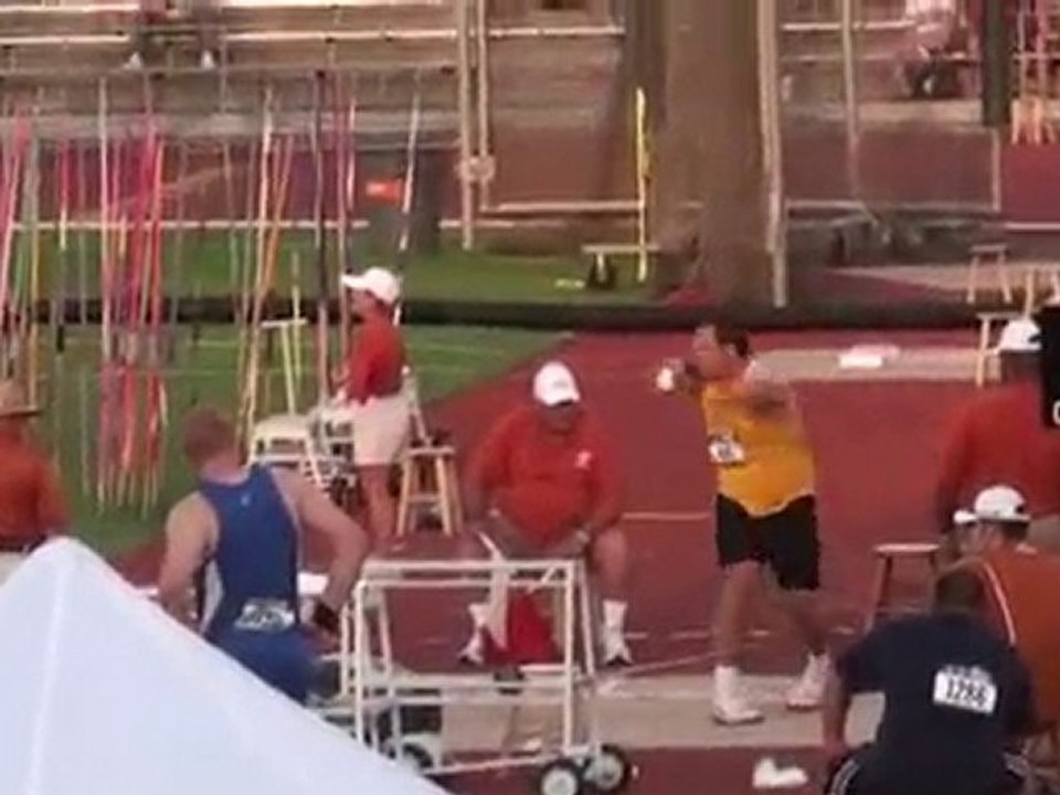 Athlé lancer poids Cory Martin 21.83m