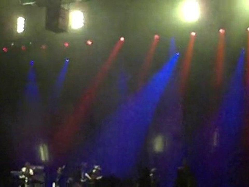 Hot Chip en concierto