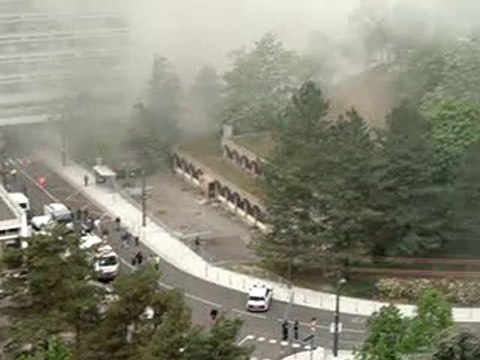 Destruction de la barre 220 Duchère 2009