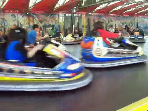 foire de Paques Caen auto tamponneuses 25-04-2010