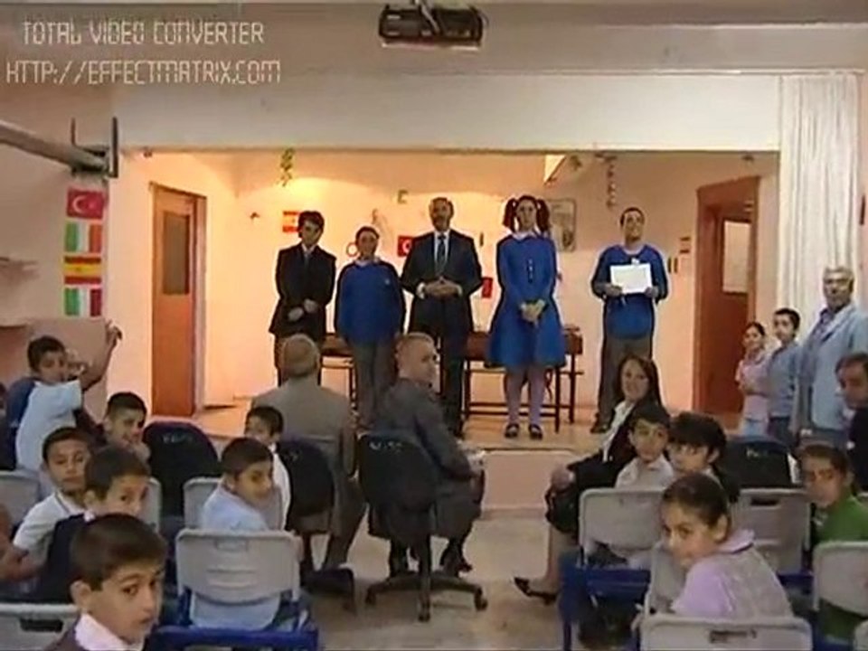 ‘Bir Kereden Çok Şey Olur’ oyunu sahnede