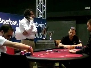 [Finale CNIC 17] Table Finale 14 - Heads-Up_1