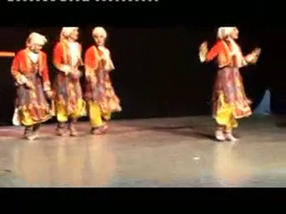 ANADOLU SEVGİ YUMASĞI İŞİTME ENGELLİ OYUN GRUBU ''CEMFOLKLOR