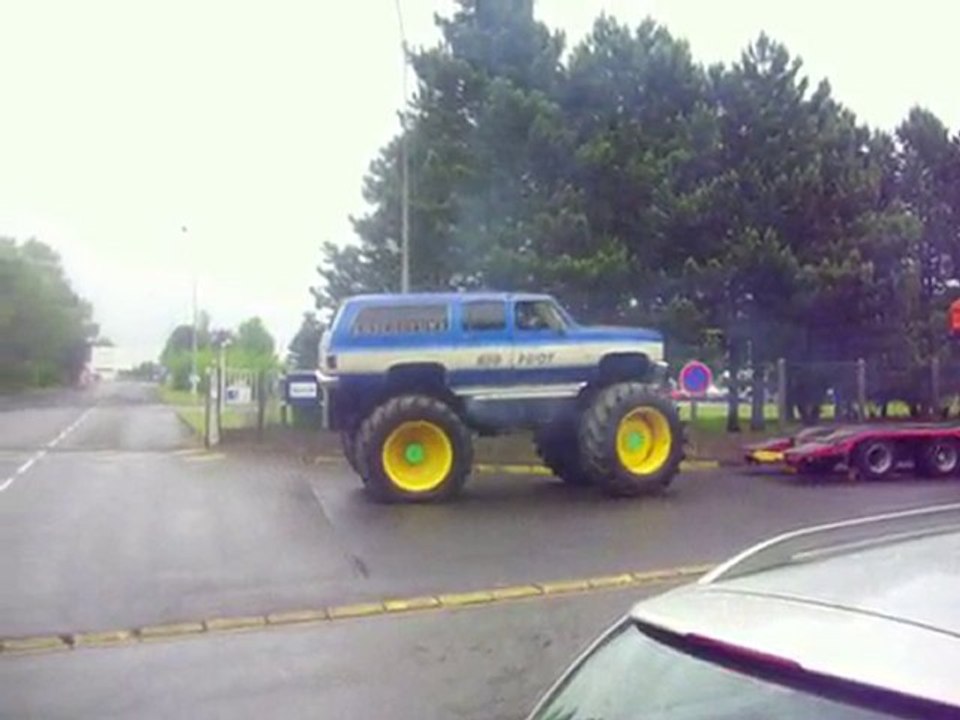 monster truck