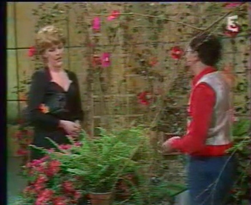 Coluche et Sylvie Joly - Le fleuriste
