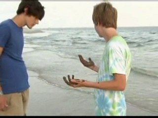 BP sees slow progress in oil spill fight