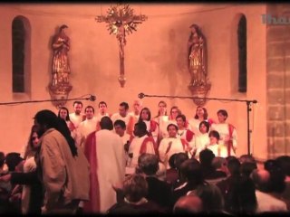 Les Gospel Giving Singer