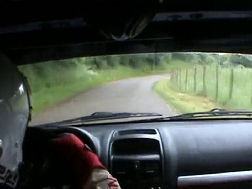 paulin- degletagne n°83 ES8 rallyes des vins macon 2010