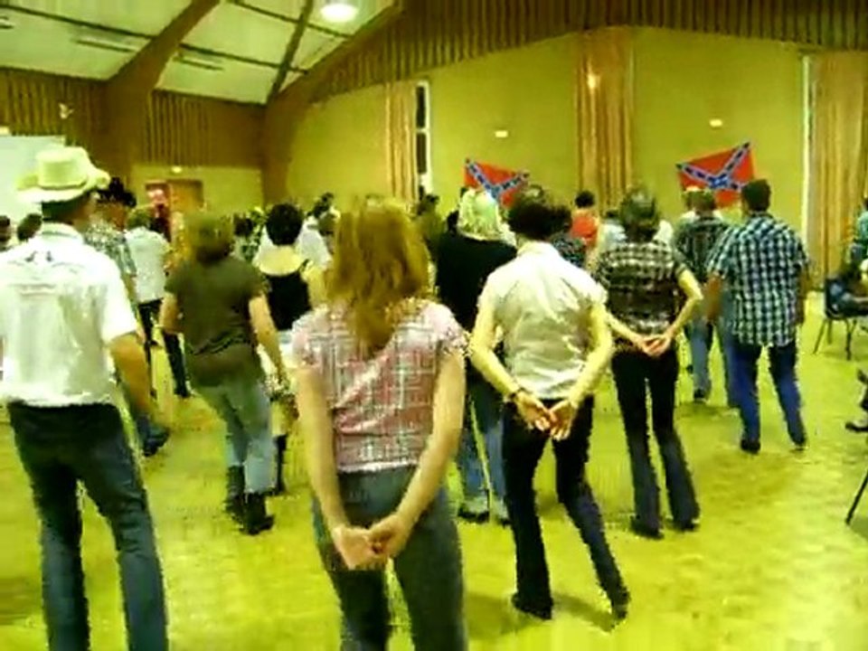 CLUB DANSE COUNTRY CHARTRES Bal à Amilly du 28 mai 2010