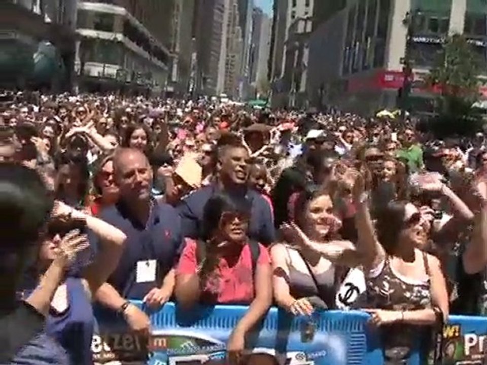 M&M's American Idol Performance