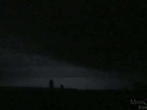 25/05/2010 22h40 Microrafale Humide sous Bow Echo 0