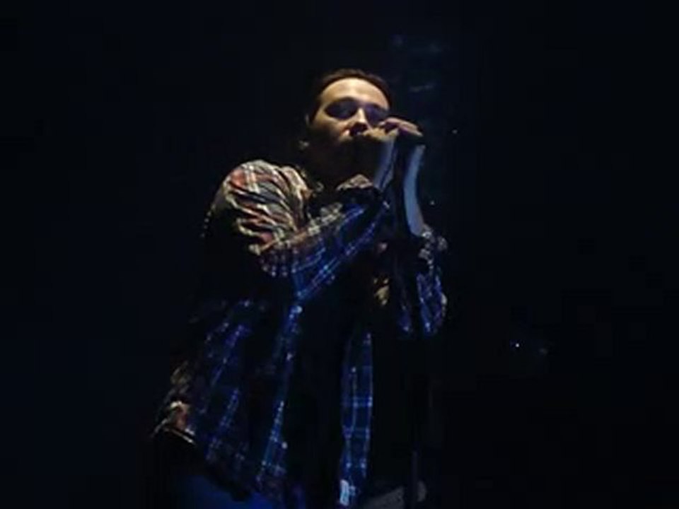 Saez - Regarder les filles pleurer