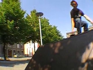 Skate In Liege - François - holy kickflip