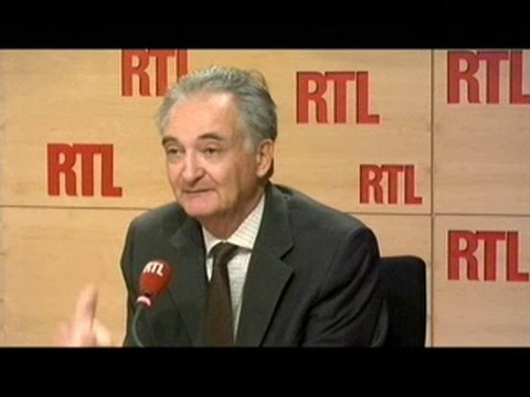 Jacques Attali, essayiste : Une hausse des recettes fiscales