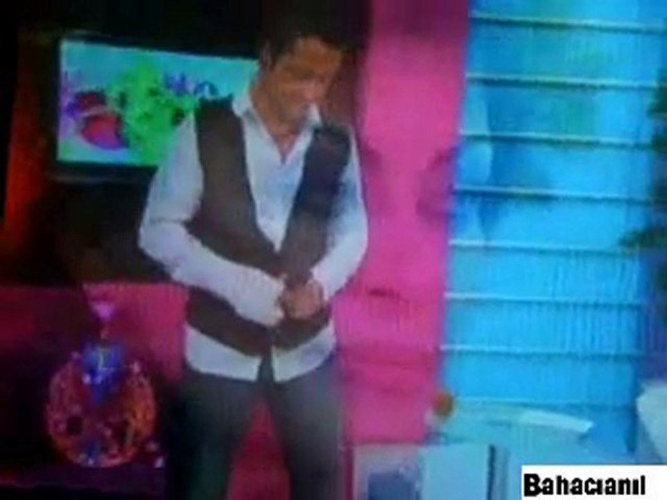 Baha İkimizin Yerine (Nilüfer Kurtla Show Zamanı)