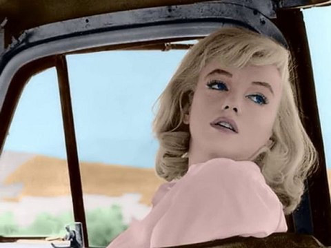 Marilyn Monroe - Diamonds Are A Girl's Best Friend