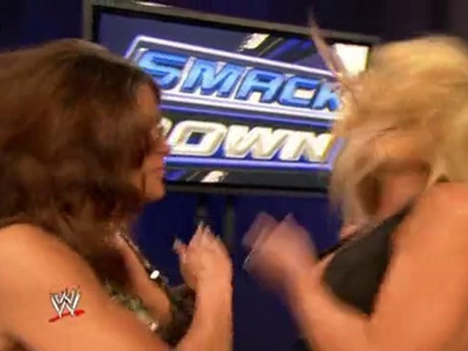 Eve Torres and Michelle McCool backstage