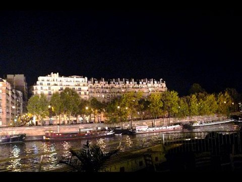 N°16 - PARIS -DINER EN BATEAU MOUCHE N°2 © MARTINE ANCIAUX