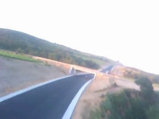 DECOLLAGE DE LA ROUTE EN CONSTRUCTION