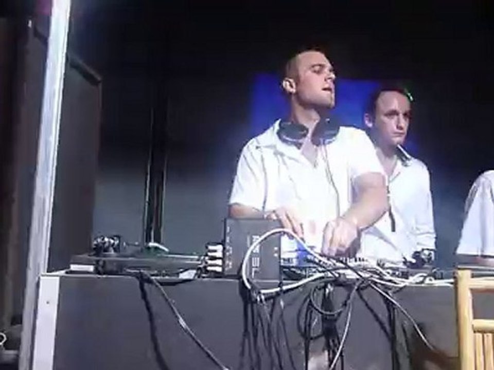 Chuck El'Vito vs Dj Clash - Techno Porn Connexion