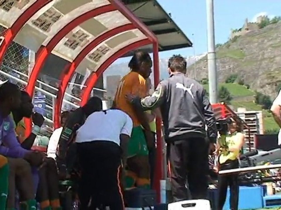 Mondial 2010: Didier Drogba se blesse,les réactions