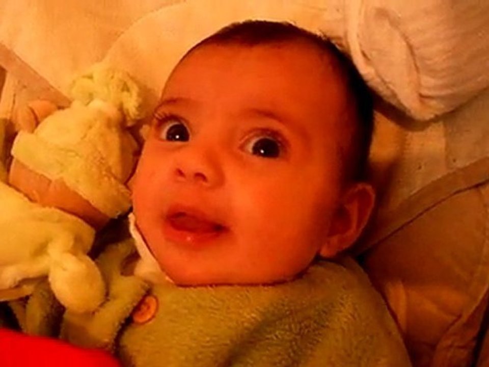 Camille gazouille 12/05/2010