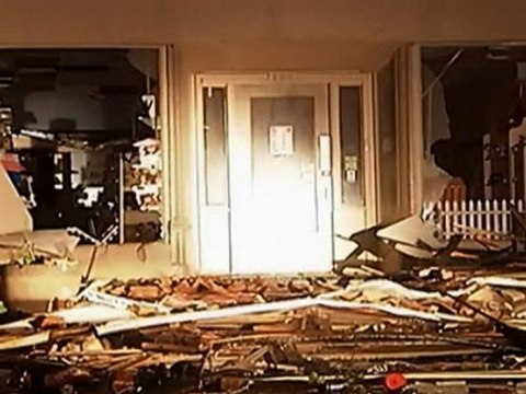 Deadly storms batter US midwest