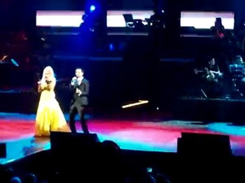 Ajda Pekkan & Eren Sandal SEV BENİ Istanbul Harbiye Açıkhava