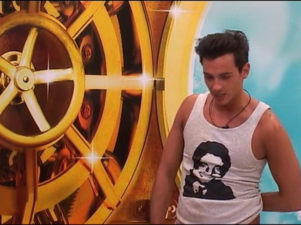 Marie met Jason sur le grill ...