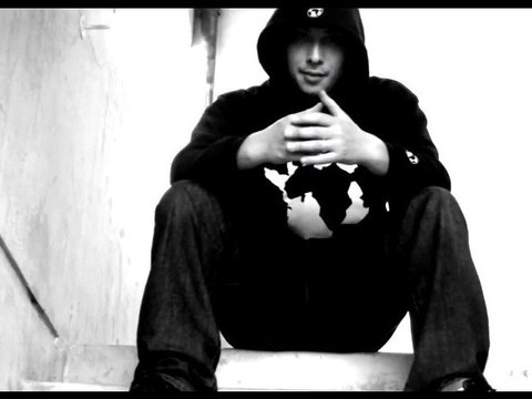 MEVEN LE BIC PLEURE (EXTRAIT DE LA MIXTAPE TLS )