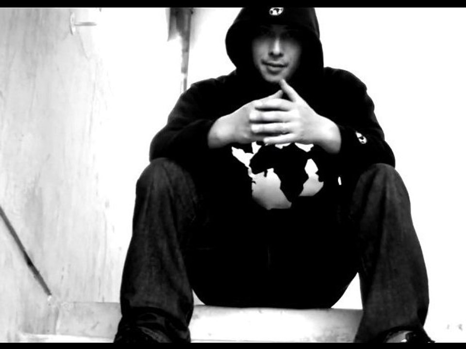 MEVEN " LE BIC PLEURE" (EXTRAIT DE LA MIXTAPE TLS )