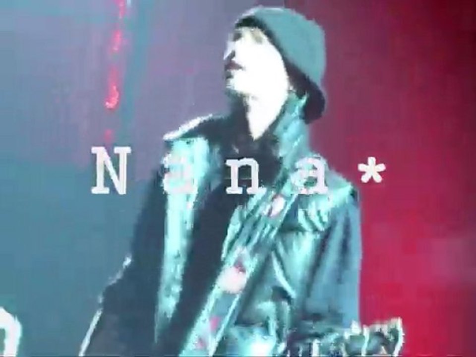 Tokio Hotel Genève 2010  - Hey you (5)