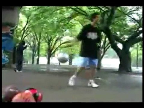 Best Basketball Tricks Ever - Amazing Street Basket Tricks!
