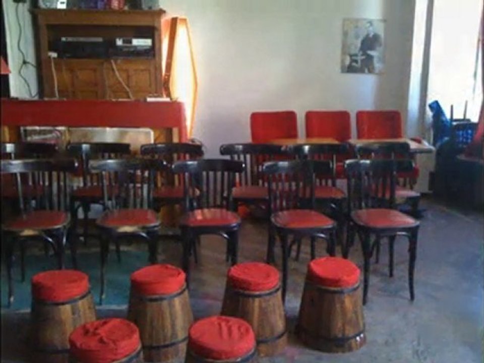 BLONDES-OGRESSES Montmartre 2010 ambiance