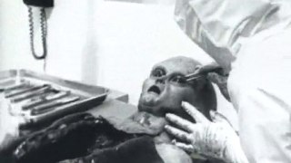 Alien de Roswell  - Autopsie complète