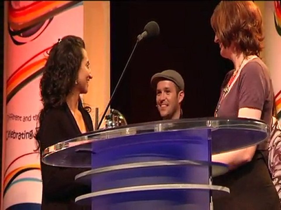 Prix Jeunesse 2010 Theme Prize for La Lleva (Columbia)