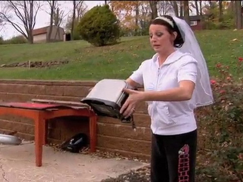 Bridezilla Toaster Smash!