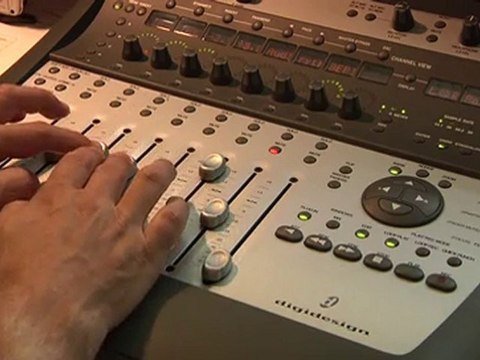 Black eyed peas Dj Cyrille