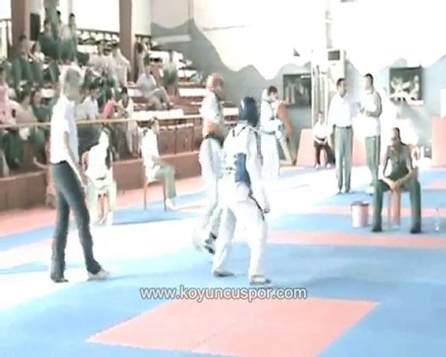 55kg yarifinal Oguzhan Ozturk-O.Bektas Sahin