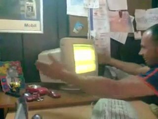 Turk işi Monitör Tamiri .)