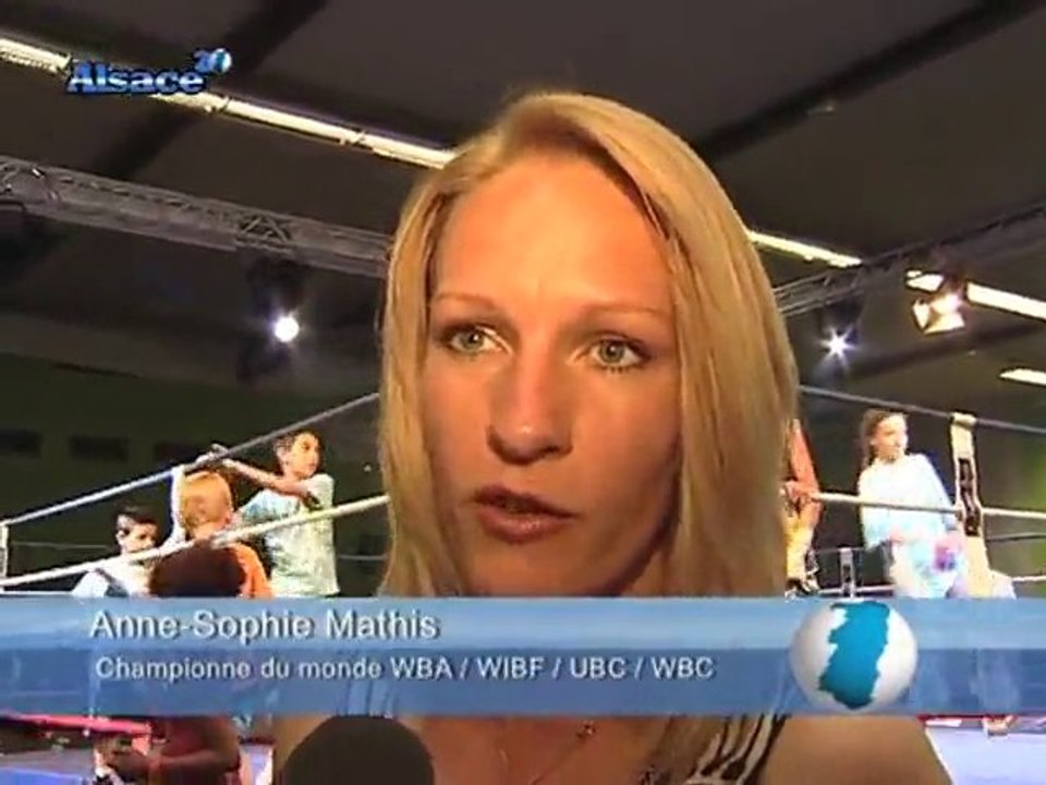 Nadya Hokmi, championne du monde de Boxe anglaise !